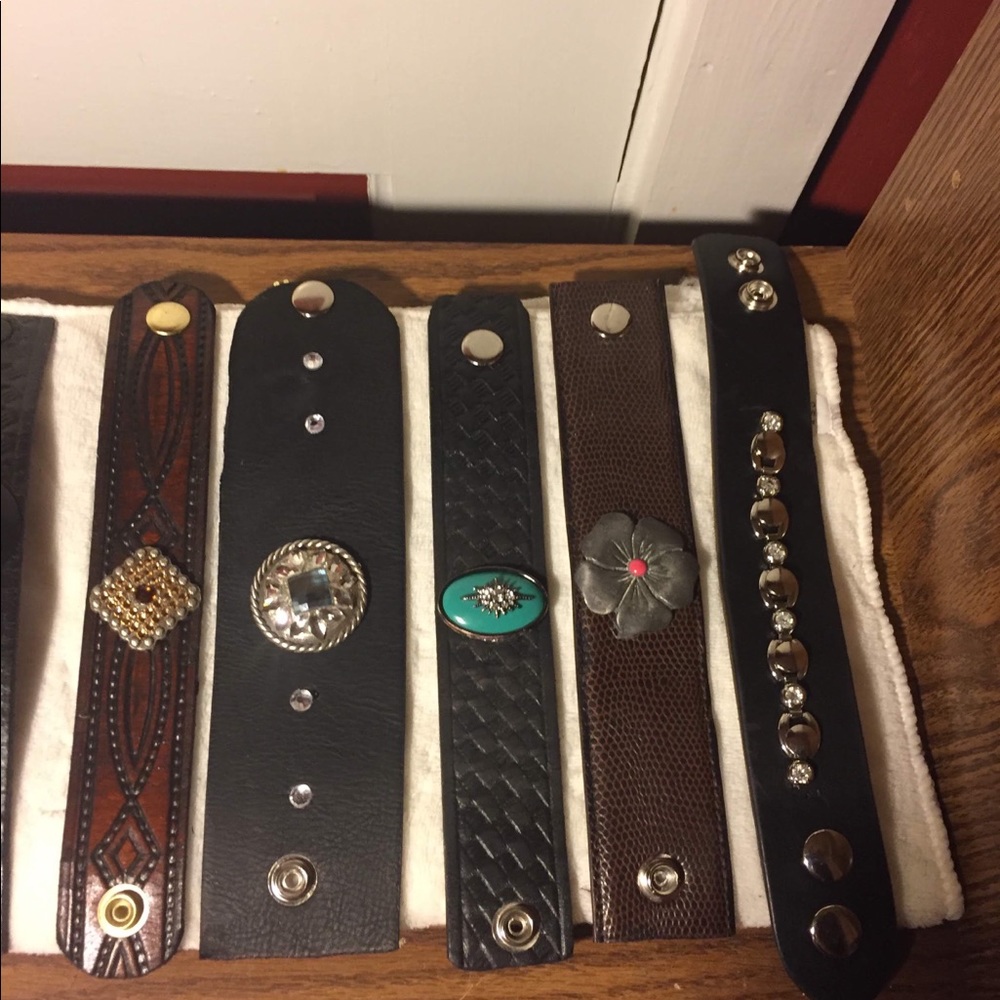 Handmade leather cuff bracelets - Picture 6 of 8